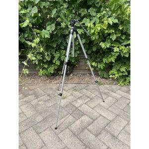 Manfrotto 700RC2 Head Manfrotto 3011N Aluminum Tripod Legs
